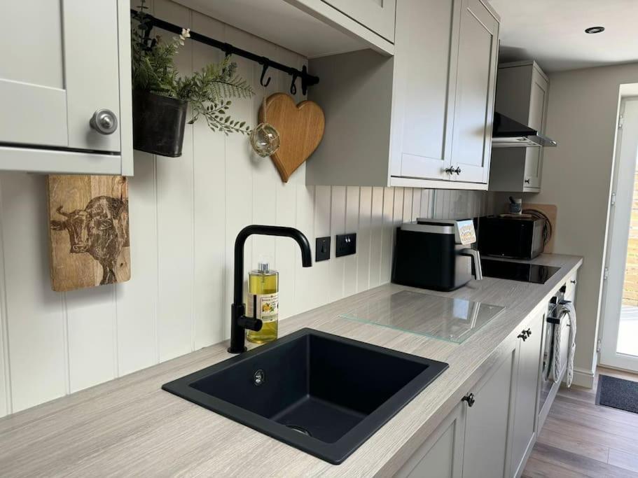 Nᴼ 21 Beautiful Cosy Modern Traditional Cottage Lionel Esterno foto